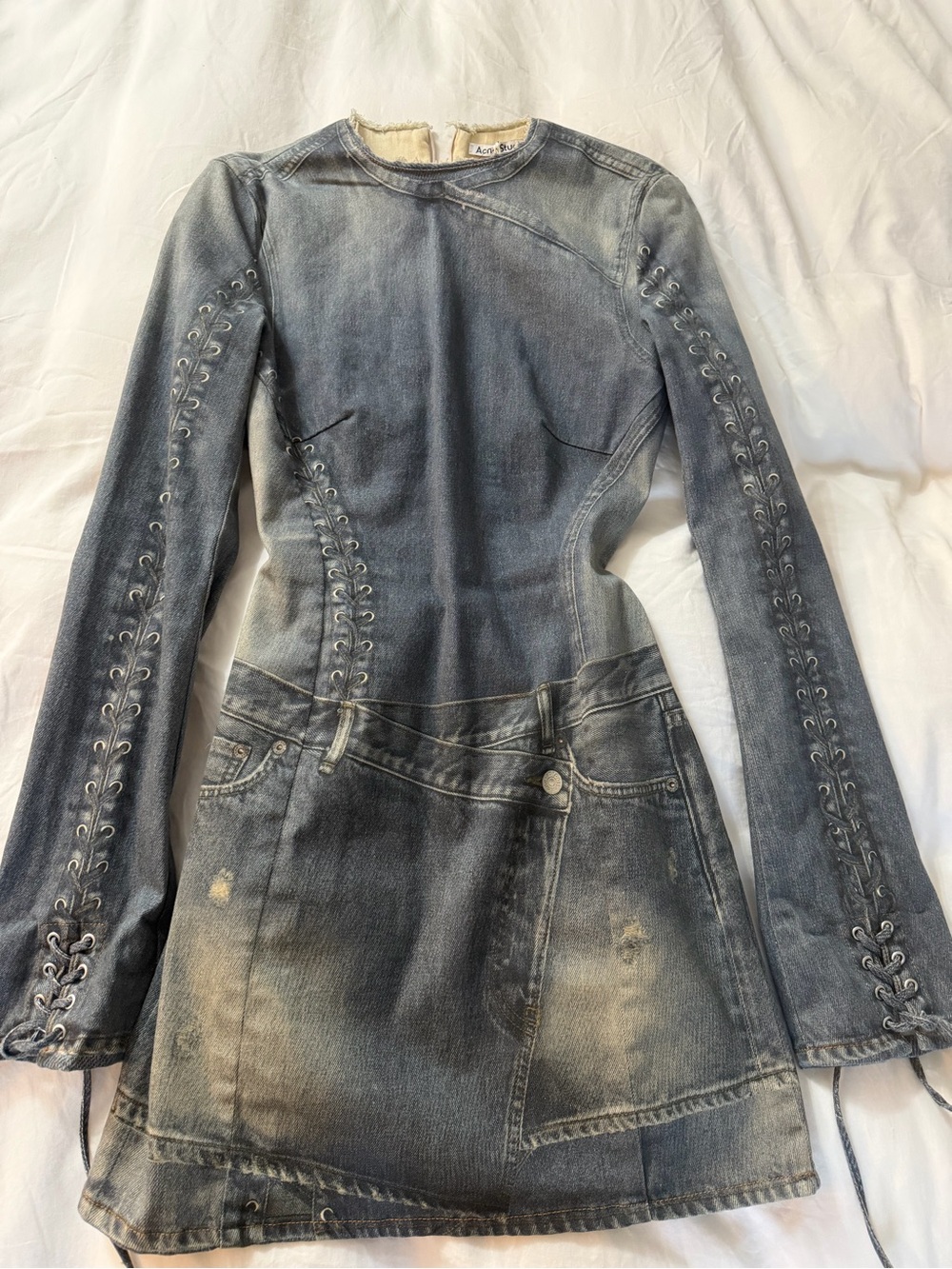 Acne Blue Faded Denim Mini Dress. Denim printed 97% cotton - Picture 10 of 13